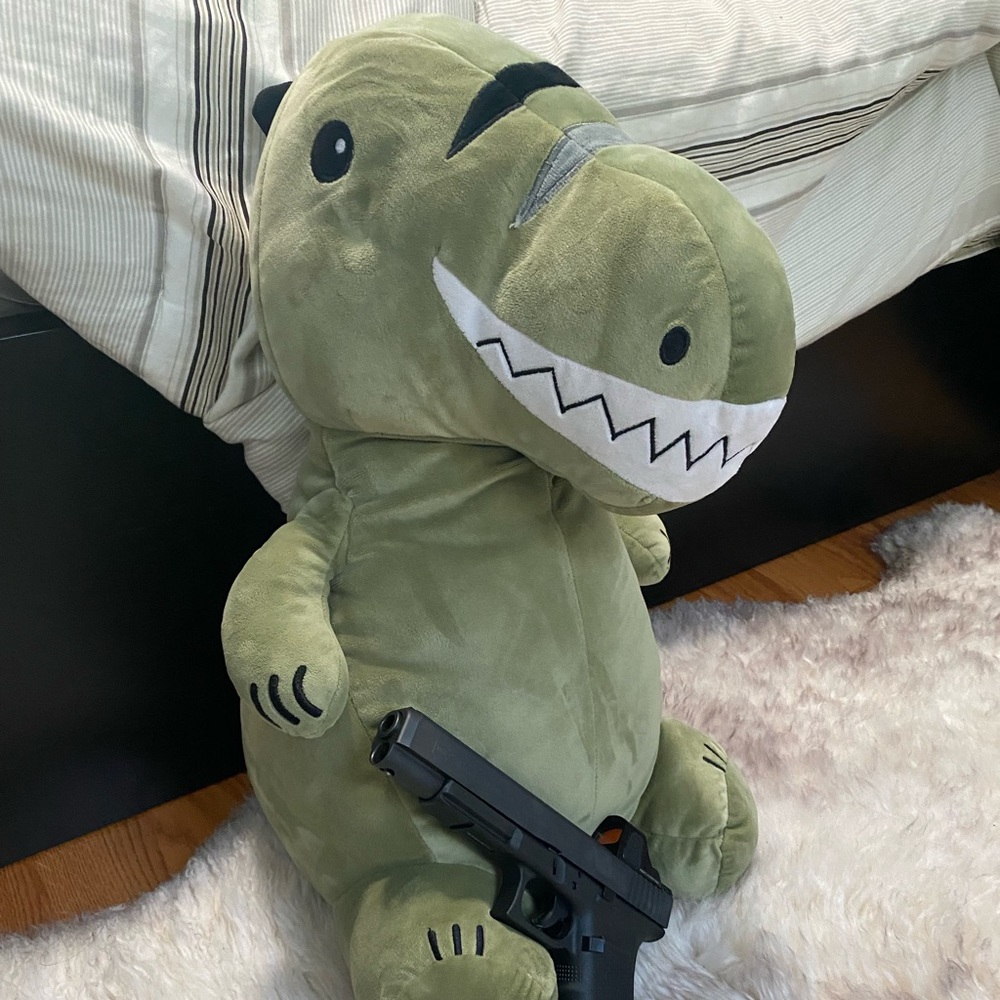 Meet your Posher, Max